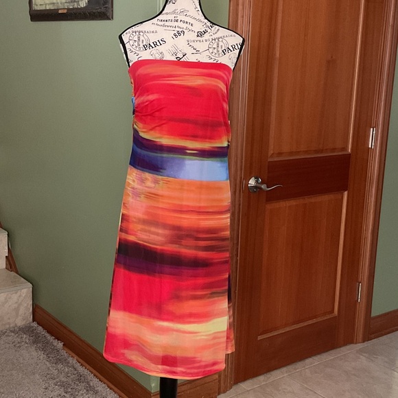 Elegant Strapless Dress NEW, Size M - Picture 1 of 6